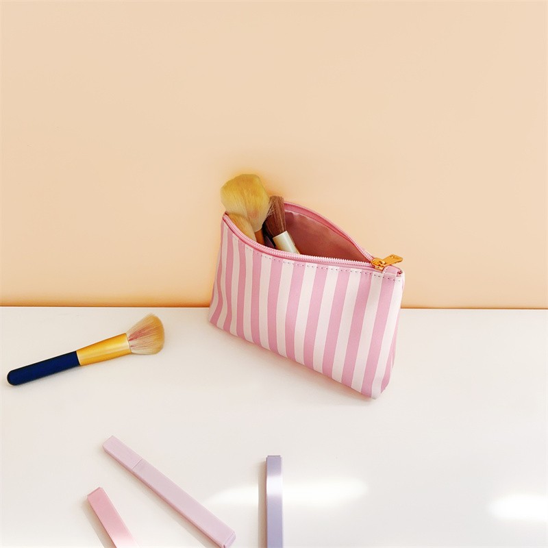 Compact Waterproof PU for Toiletry Bag Portable Cosmetics Case for Durable Storage